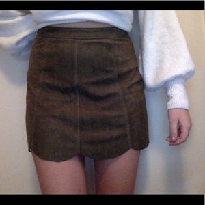 Hunter Green Scallop Edge Skirt